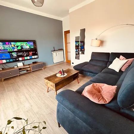 Panoramic Terrace & Sea View Flat With Free Parking Apartman