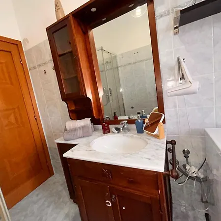 Panoramic Terrace & Sea View Flat With Free Parking *