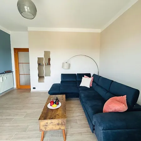Panoramic Terrace & Sea View Flat With Free Parking *
