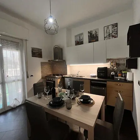 Apartman Panoramic Terrace & Sea View Flat With Free Parking Genova