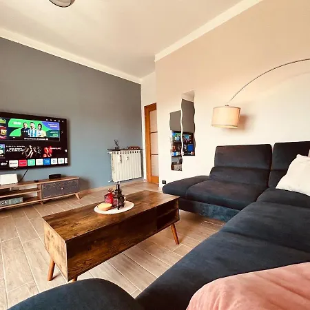 Apartman Panoramic Terrace & Sea View Flat With Free Parking *